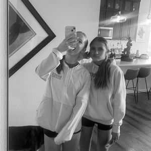 Meet your Posher, Lucy